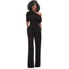 Eleganter Damen-Jumpsuit mit einer freien Schulter und Gürtel